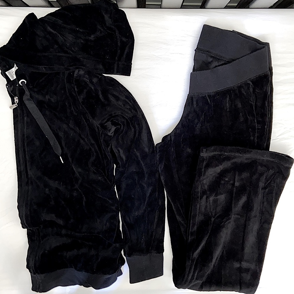 Motherhood Velour Maternity Sweatsuit Velour 2-Piece Matching Outfit